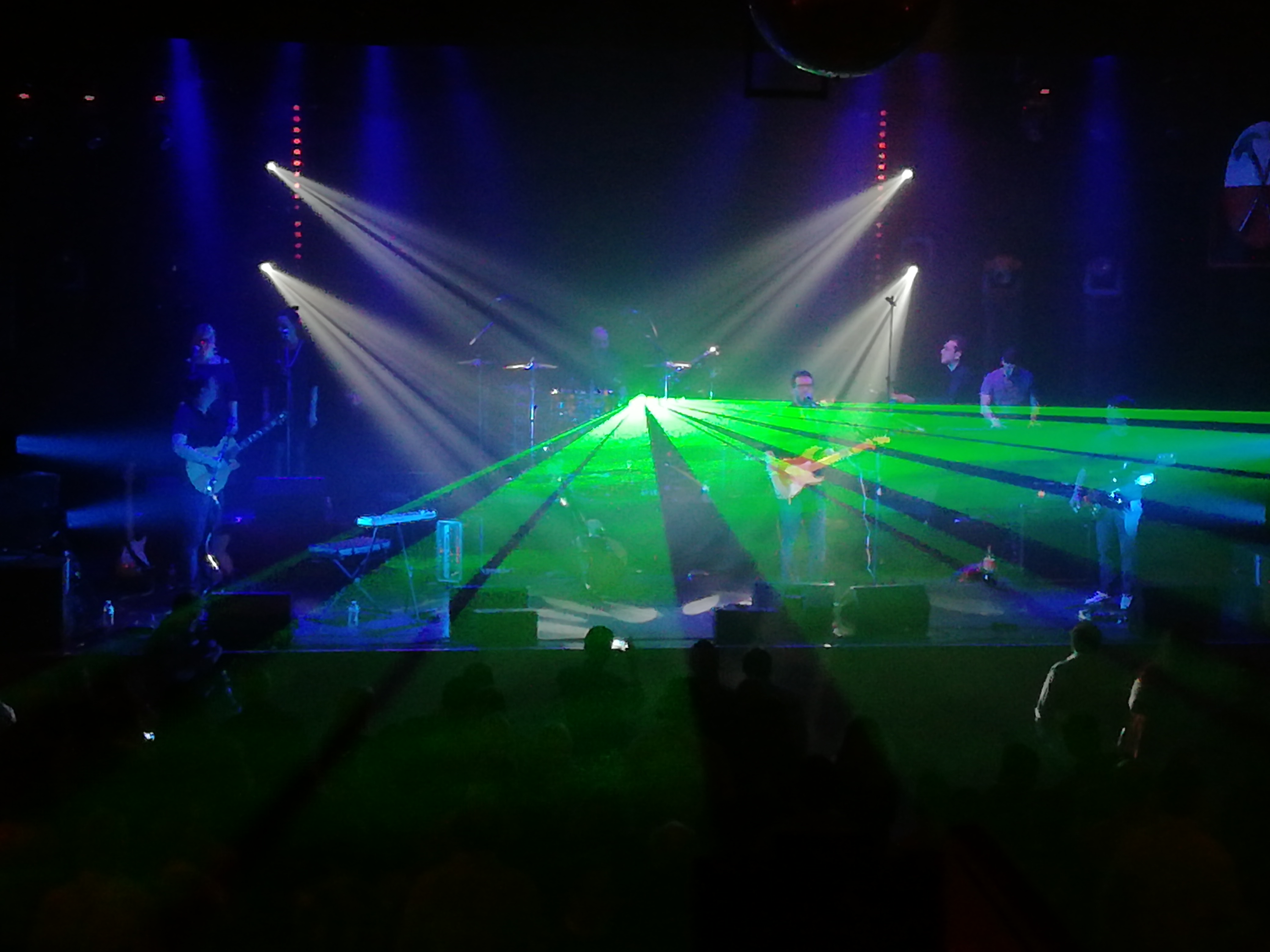 Concert F•L•O•Y•D avec lasers verts